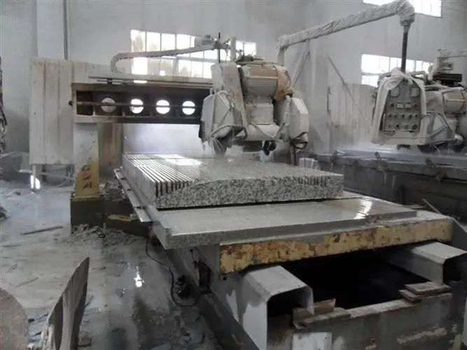 國內石材加工機械設備現狀與發展之磨拋加工設備